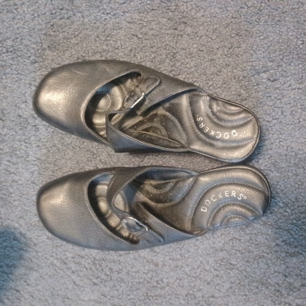 Shoes - Picture 1 of 2
